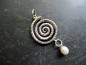Preview: Anhänger, gehämmertes Silber, Perle, weiß, Spirale, Schmuck, Frauen