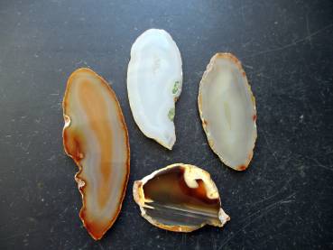 Preview: Edelstein, Achatscheiben, klein, vier Stück, Geschenk, Kinder, Deko