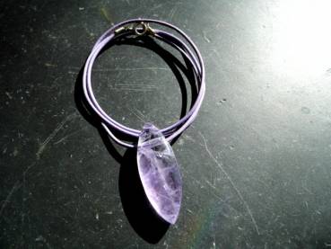 Anhänger, Amethyst, Tropfen, Navette, lila, Schmuck, Lederband, Silber