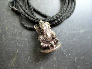 Preview: Kette, Baumwollband, Buddha, Messing, geschwärzt, Meditation
