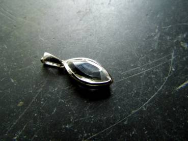 Preview: Anhänger, Bergkristall, facettiert, Sterlingsilber, oval, spitz, weiß, zierlich, Schmuck