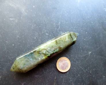 Preview: Edelstein, Labradorit, Doppelender, Meditation, Akupunktur, Massage, bunt schimmernd