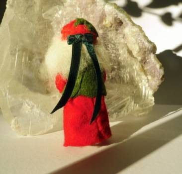 Preview: Püppchen, Waldorf, Erdbeere, rot, Mädchen, Puppe, Jahreszeitentisch, Deko