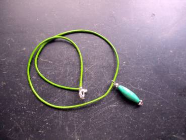 Preview: Kette, Lederband, Anhänger, Stabforn, Malachit, grün, elegant