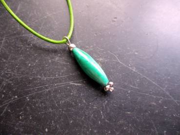 Preview: Kette, Lederband, Anhänger, Stabforn, Malachit, grün, elegant