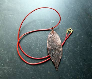 Kette, Anhänger, Blatt, echt, Lederband, Blatt, kupferfarben, Schmuck, Bodhi Baum