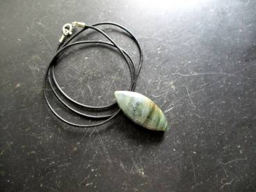 Anhänger, Navette, Labradorit, schillernd, Schmuck, Lederband, Silber