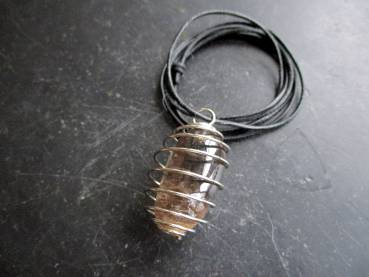 Preview: Anhänger, Spirale, Rauchquarz, Lederband, verstellbar, Unisex