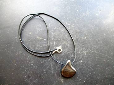 Kette, Anhänger, Lederband, Tropfen, Schungit, schwarz, Silber, Unisex