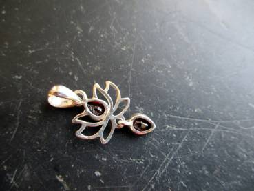 Preview: Anhänger, Sterlingsilber, Lotus, Granat, facettiert, Erkenntnis, Blume, Mädchen, Frauen