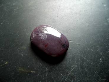 Preview: Handschmeichler, Seifenstein, Mookait, braun/lila, Deko