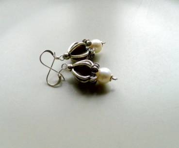 Preview: Ohrring, Ohrgehänge. Perlen, Silber, Süsswasserperle, Ohrhänger