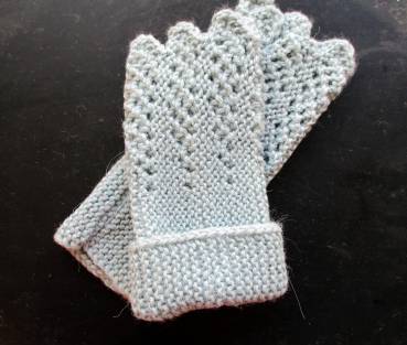 Preview: Stulpen, Pulswärmer, Armstulpen, Wolle (Alpaka), Strick, Spitze, helblau