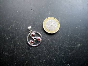 Anhänger, Triskele, im Kreis, Granat, Sterlingsilber, keltisch, Unisex
