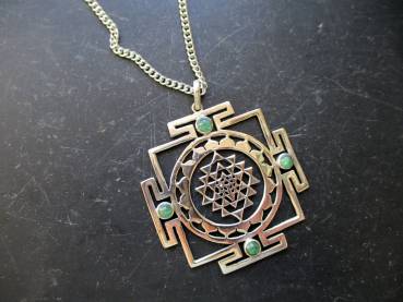 Preview: Anhänger, Yantra, Sri Yantra, Sterlingsilber, Smaragd, Esoterik, Schutz, Heilung, Indien