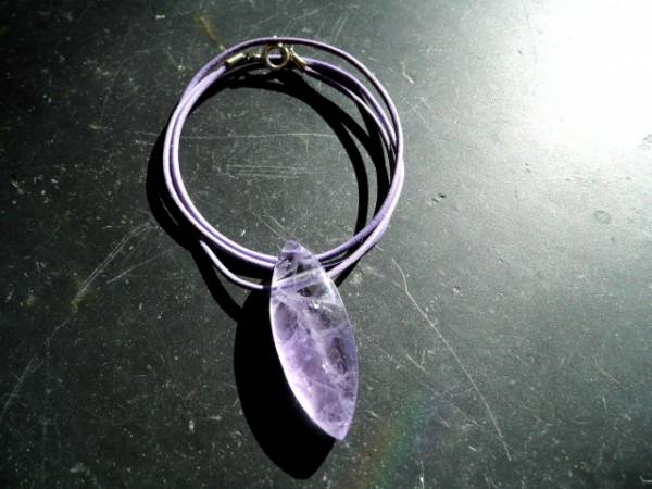 Anhänger, Amethyst, Tropfen, Navette, lila, Schmuck, Lederband, Silber