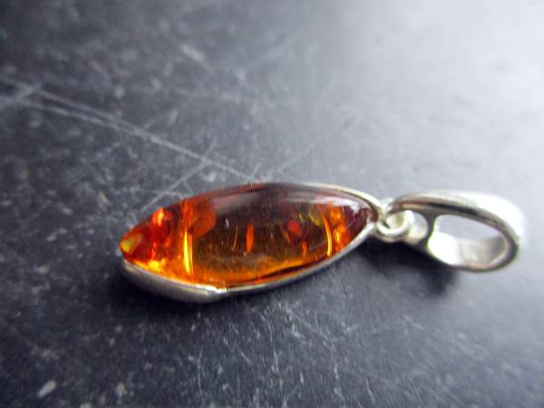 Bernstein, Anhänger, Navette, gelb, Silber, Schmuck, zierlich, Frauen