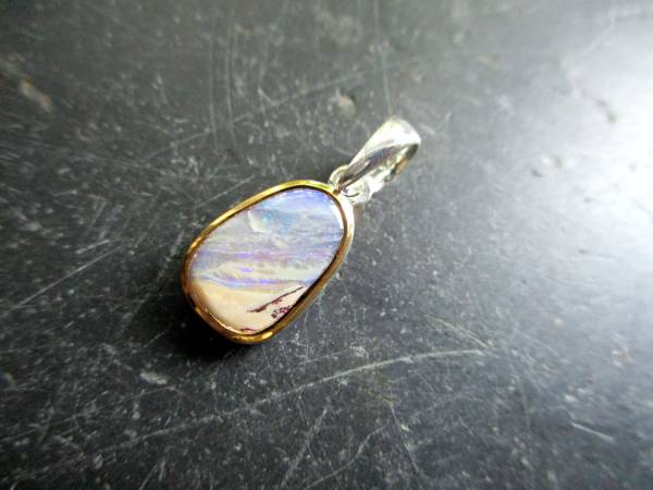Anhänger, Sterlingsilber, Boulder Opal, Opal, teilweise vergoldet, weiß schimmernd, Schmuck, Frauen