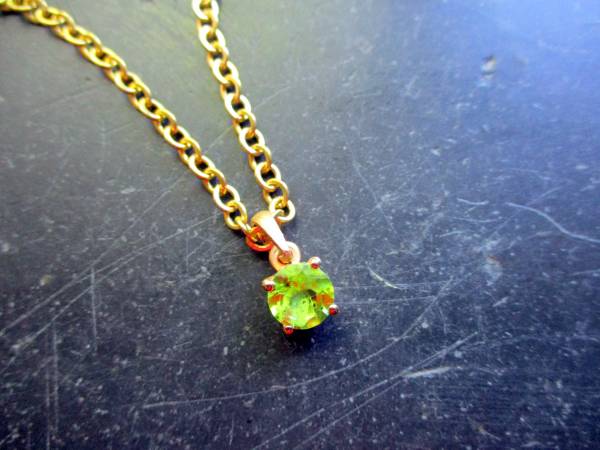 Anhänger, Peridot, Olivin, facettiert, Sterlingsilber, vergoldet, grün, rund, Schmuck