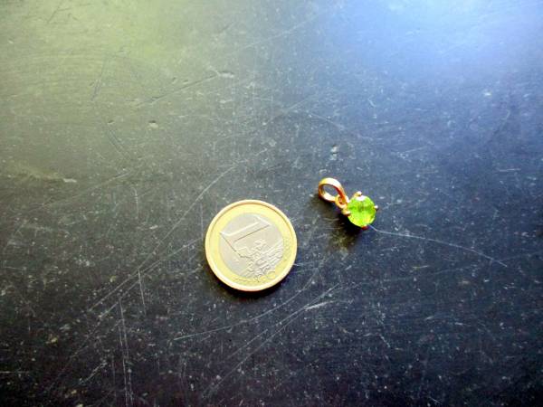 Anhänger, Peridot, Olivin, facettiert, Sterlingsilber, vergoldet, grün, rund, Schmuck