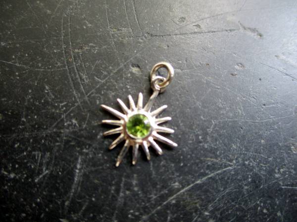 Anhänger, Sonne, Sterlingsilber, Peridot, grün, facettiert , Schmuck, Frauen, Mädchen