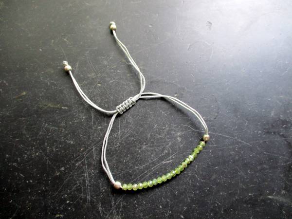 Armband, Symbolarmband, Grossular, Granat, grün, verstellbar, Frauen, Mädchen, Herzchakra