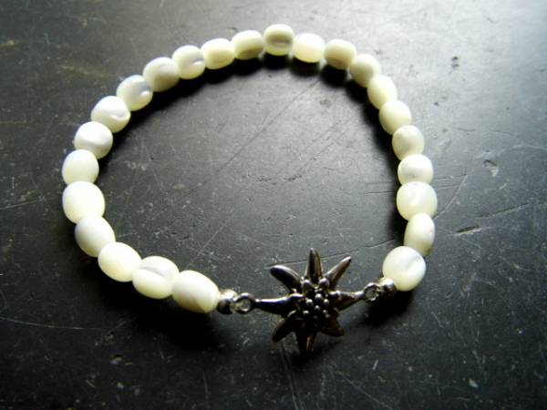 Armband, Symbolarmband, Perlmutt, Silber, Edelweiss, weiß, Schmuck, Tracht, Dirndl