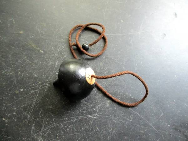 Baj Pendel, Spitzpendel, Holzpendel, Pyramide, Zink, Therapie Pendel, Energie Pendel