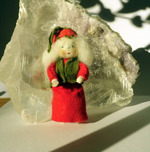 Püppchen, Waldorf, Erdbeere, rot, Mädchen, Puppe, Jahreszeitentisch, Deko