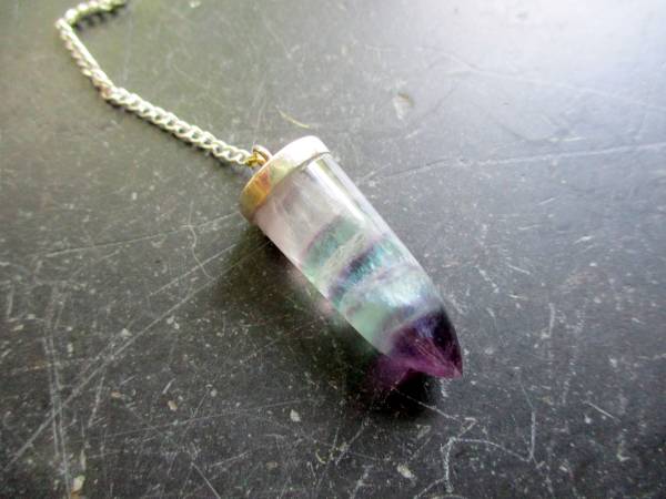 Pendel, Silber, Spitzpendel, Fluorit, Magie, Wicca, Schamane, Regenbogenfluorit