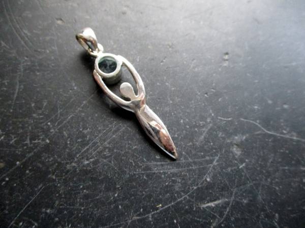 Göttin, Gaja, Silberanhänger, Aquamarin, facettiert,  Erdmutter, Silber, Schmuck
