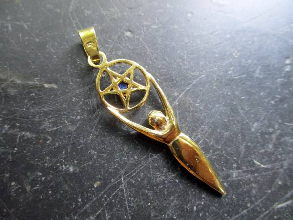 Göttin, Gaja, Erdmutter, Sterlingsilber,  mit Pentagramm, Blauquarz, Schmuck, Muttergöttin, vergoldet
