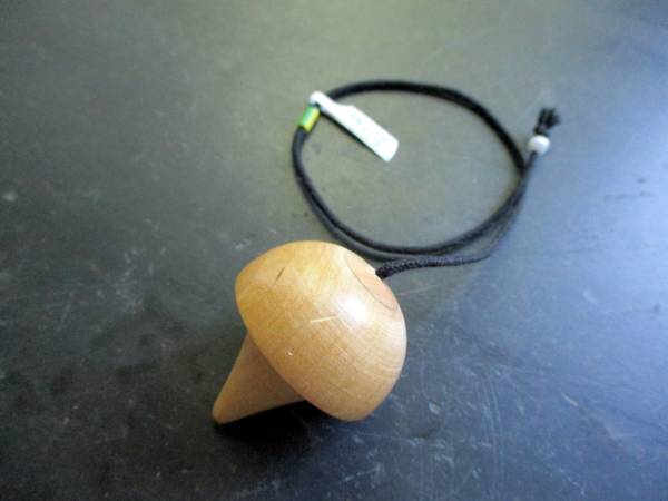 Pendel, spitz, Spitzpendel, Holz,  Halbkugel, Esoterik, Schamane, Wicca