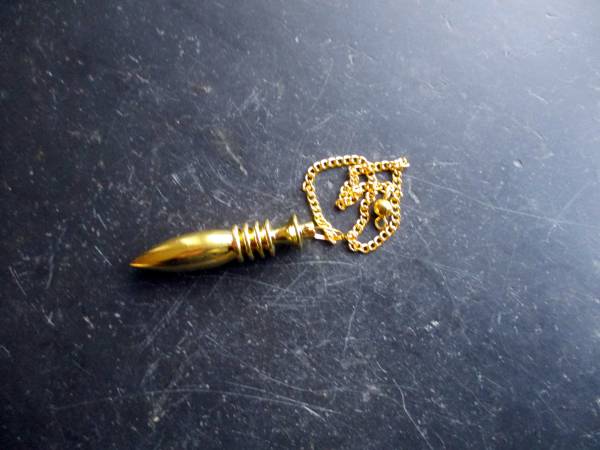 Pendel, spitz, Spitzpendel, Karnakpendel, Messing, Esoterik, Schamane, Wicca