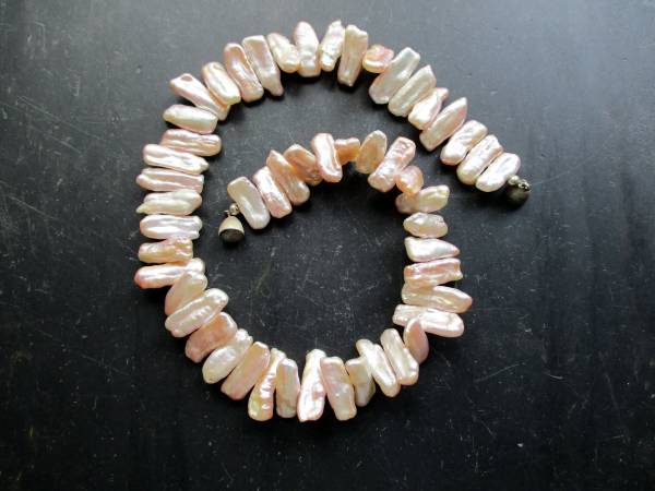 Perle, Keshi Perle, Kette, Silber, hell lachsfarben, Braut, Hochzeit, Magnetverschluß