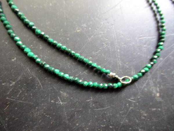 Kette, Edelstein, Malachit, grün, facettiert, zierlich, Schmuck, Frauen