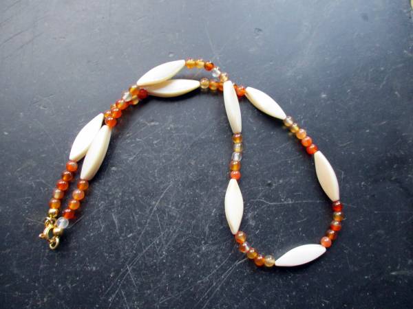 Kette, Perlmutt, Mondstein, orange, weiß, Schmuck, Frauen