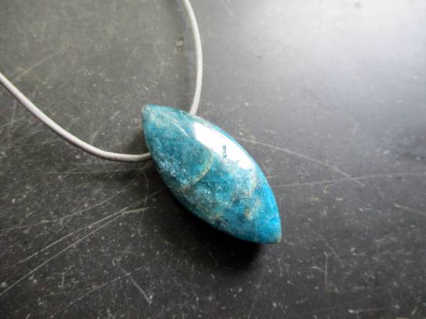 Lederband, Anhänger, Apatit, blau, Navette, Schmuck, Männer, Frauen