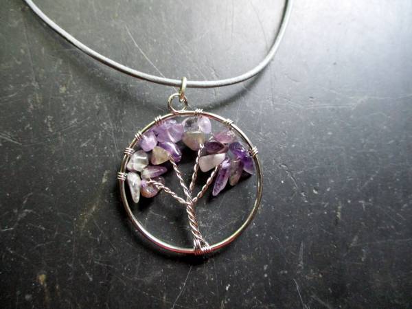 Kette, Lederband, Anhänger, Baum des Lebens, Metall, versilbert, Amethyst, lila