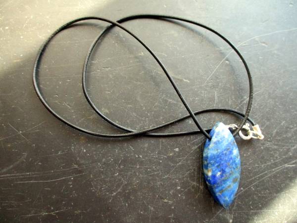 Lederband, Anhänger, Lapislazuli, Tropfen, Navette, klar, Schmuck, Männer, Frauen