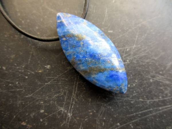 Lederband, Anhänger, Lapislazuli, Tropfen, Navette, klar, Schmuck, Männer, Frauen