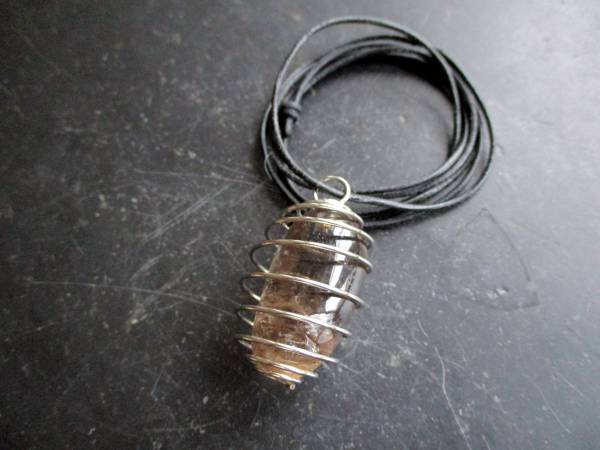 Anhänger, Spirale, Rauchquarz, Lederband, verstellbar, Unisex