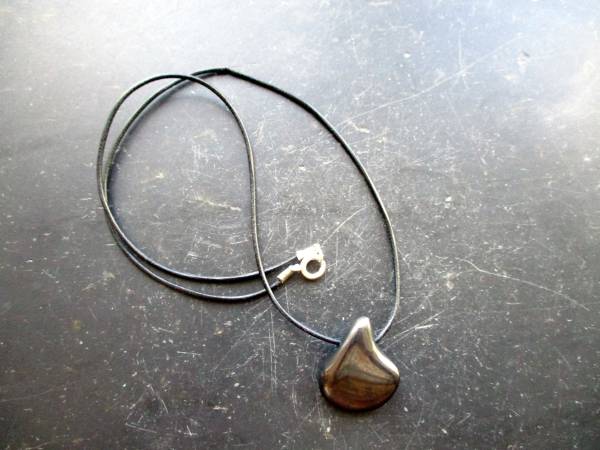 Kette, Anhänger, Lederband, Tropfen, Schungit, schwarz, Silber, Unisex