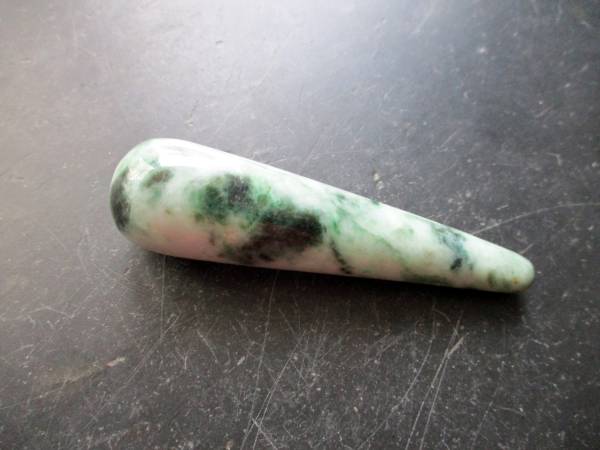 Jade Stab, grün, Massagestab, Akupunktur, Deko, Hausaltar, Massage