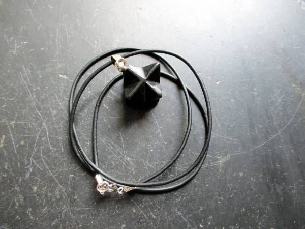Kette, Lederband, Anhänger, Merkaba, Schungit, schwarz, Unisex
