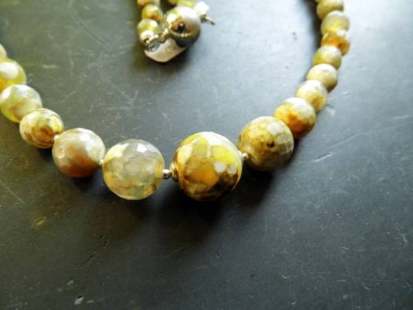 Kette, Collier, Ozeanjaspis, Achat, Verlauf, facettiert, bunt, grün, Magnetverschluss