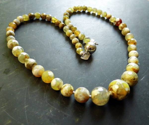 Kette, Collier, Ozeanjaspis, Achat, Verlauf, facettiert, bunt, grün, Magnetverschluss
