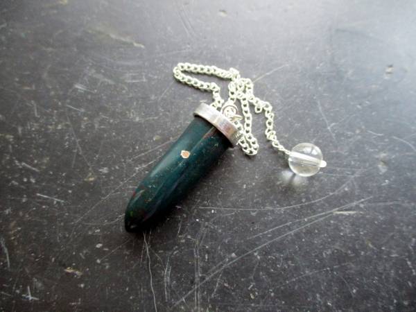 Pendel, Heliotrop, Metall, versilbert, Magie, Wicca, Esoterik, Spitzpendel