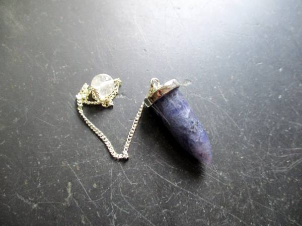 Pendel, Iolith, dunkelblau, Messing, versilbert, Spitzpendel, Wicca, Schamane, Esoterik