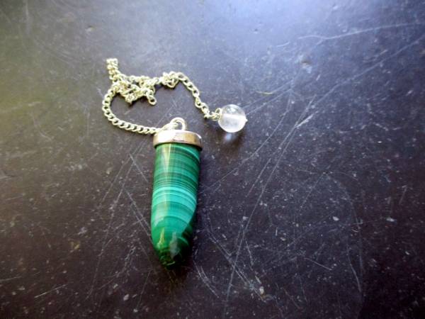 Pendel, Malachit Pendel, Spitzpendel, Messing versilbert, Malachitpendel, Wicca